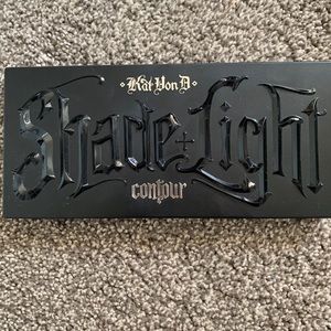 Kay Von D Shade and Light Contour Palette